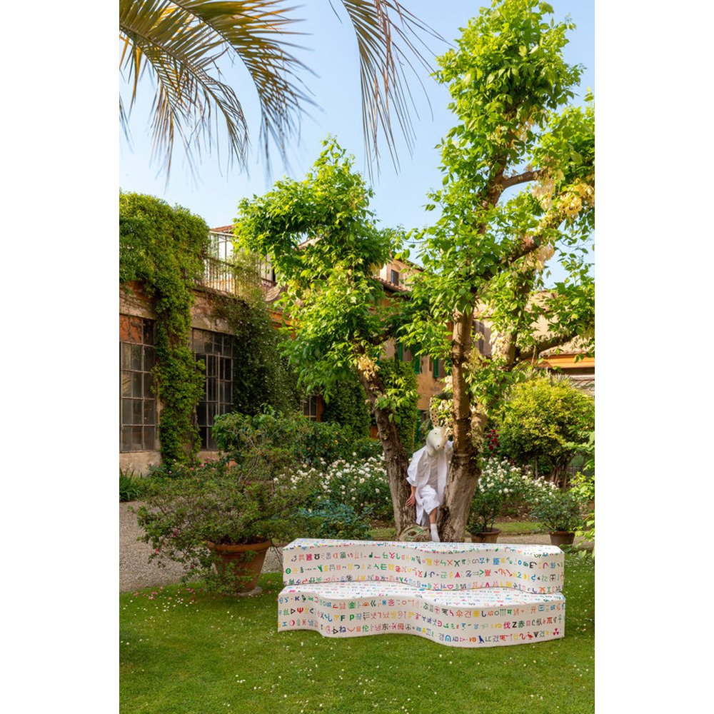 Дизайнерский модульный диван волнистой формы с цветным принтом Poltronova Superonda Sofa