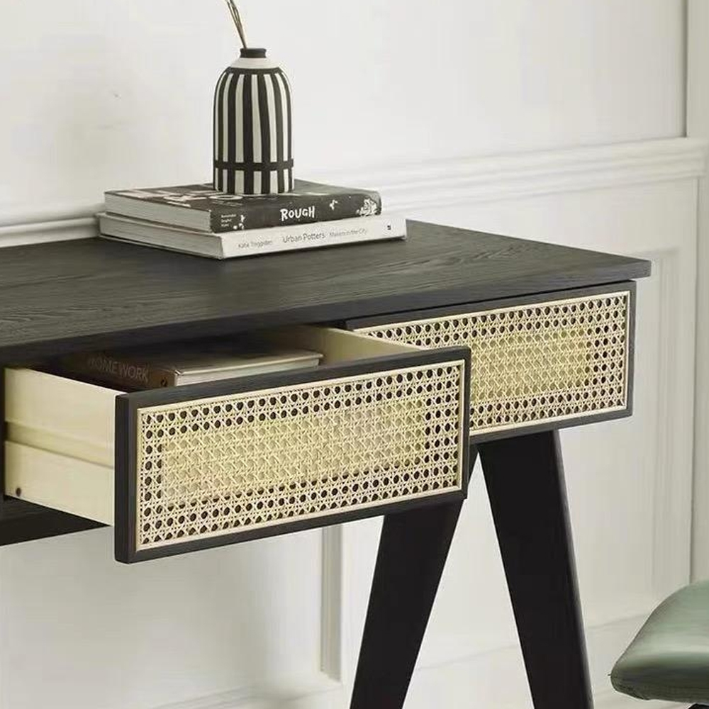 Дизайнерский письменный стол матово-чёрного цвета с 2-мя плетеными ящиками Glade Desk