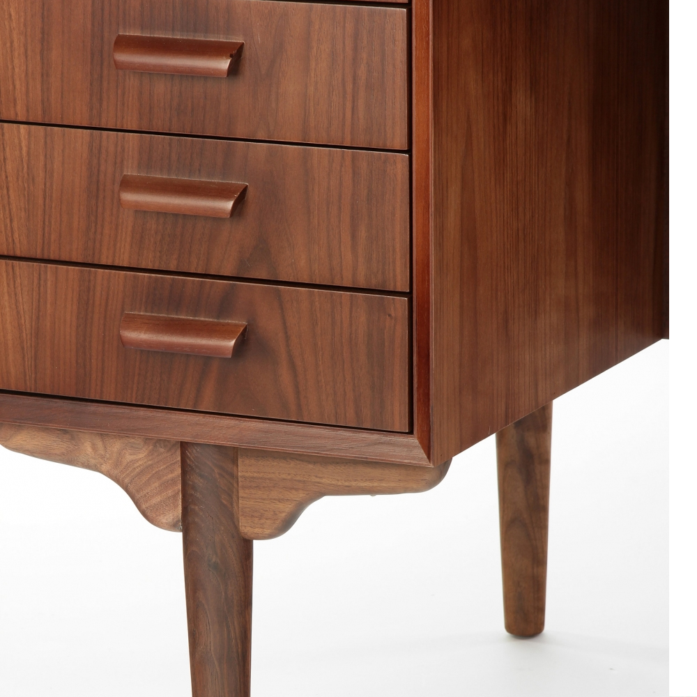 Дизайнерский письменный стол округлой формы с 4-мя ящиками и дверкой с полочками Rili