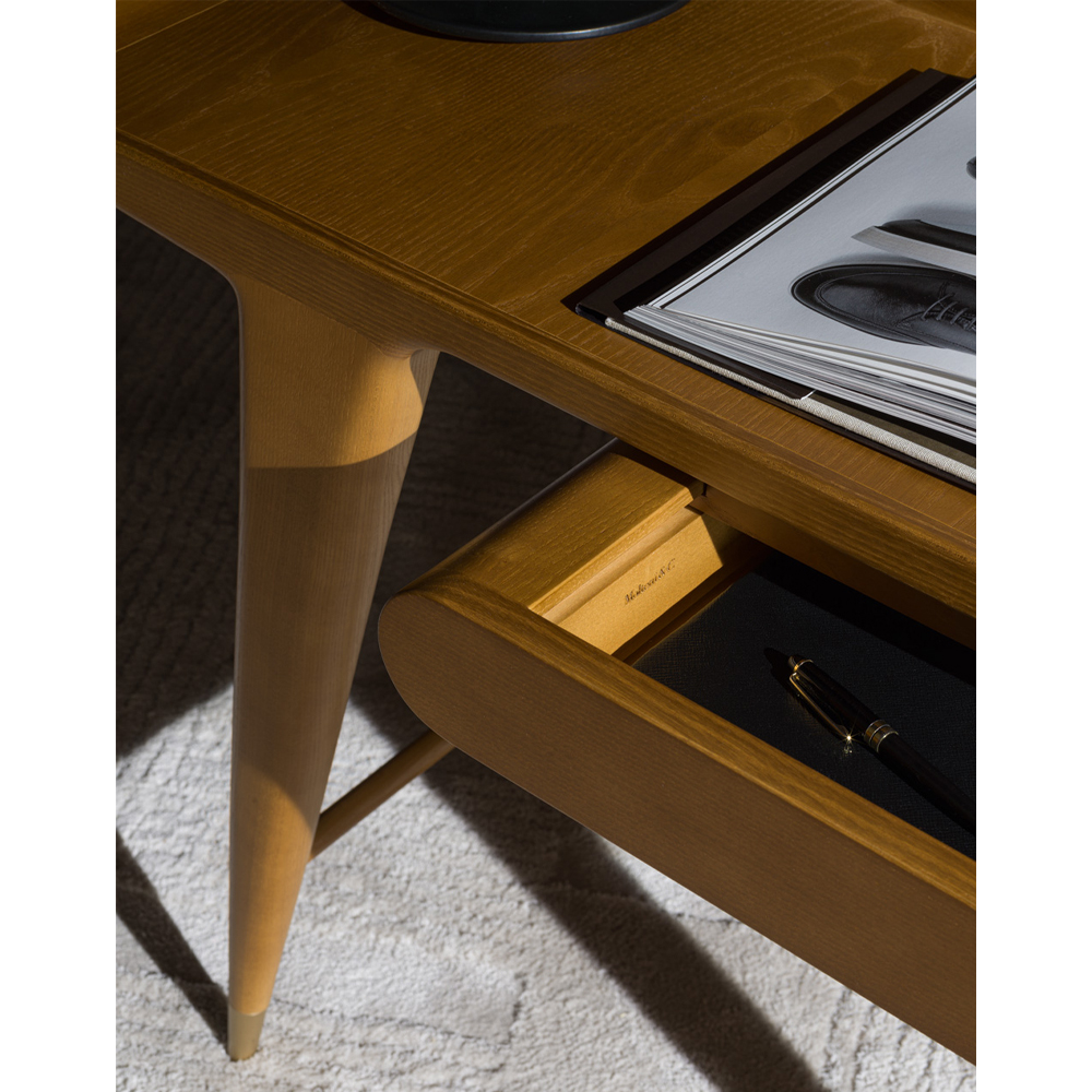 Дизайнерский рабочий стол из массива дерева Gio Ponti D.847.1 Writing Desk