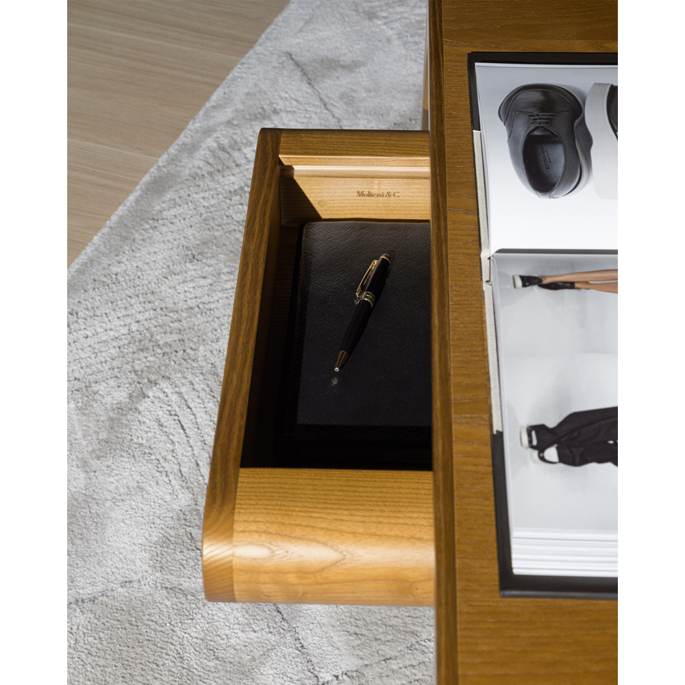 Дизайнерский рабочий стол из массива дерева Gio Ponti D.847.1 Writing Desk