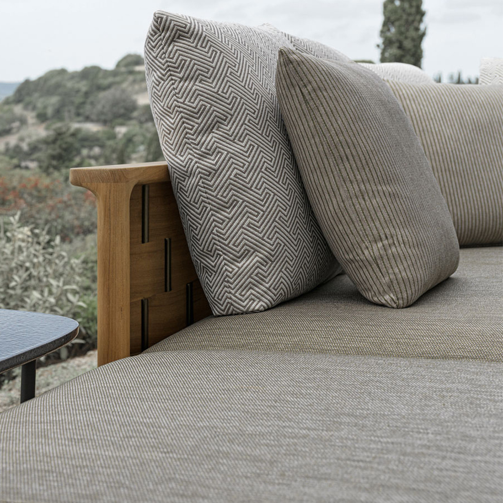 Дизайнерский уличный диван из массива дерева с плетеной спинкой PALINFRASCA Sofa