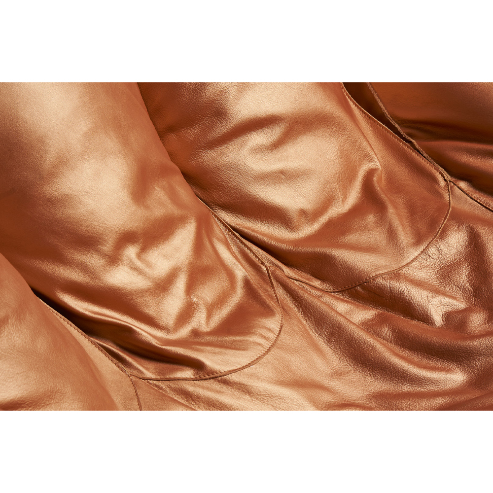Дизайнерское кожаное кресло в форме руки Poltronova Joe Gold Armchair