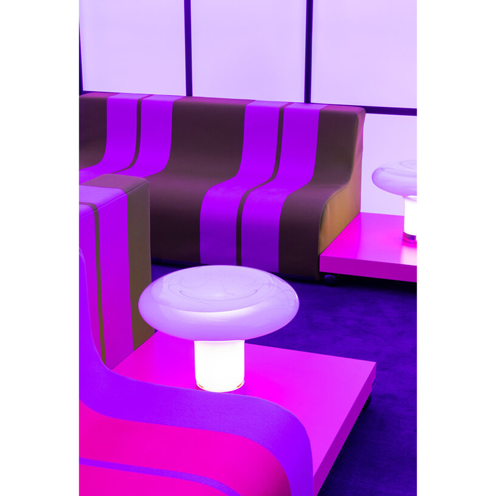Дизайнерское кресло зеленое Poltronova Sofo Verosa Green Pink Armchair