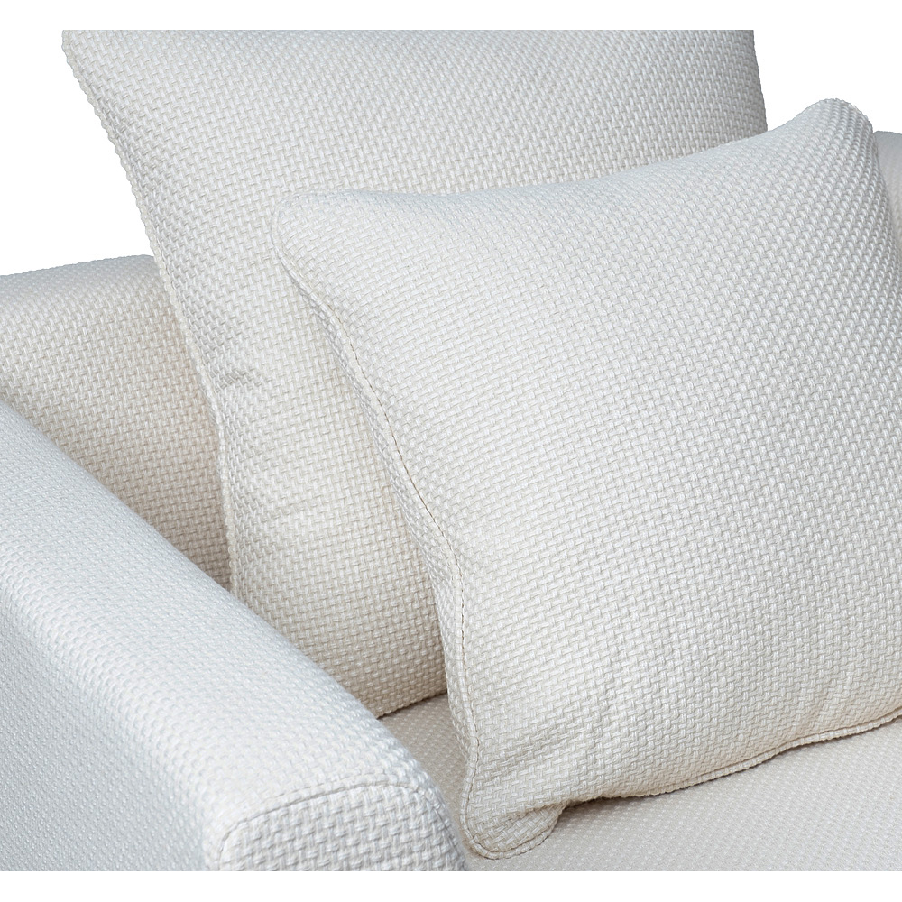 Дизайнерское кресло мягкое с обивкой из рогожки кремового цвета Decoration of Everything