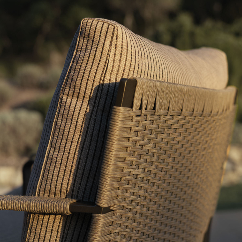 Дизайнерское уличное кресло на металлическом каркасе PHOENIX Armchair