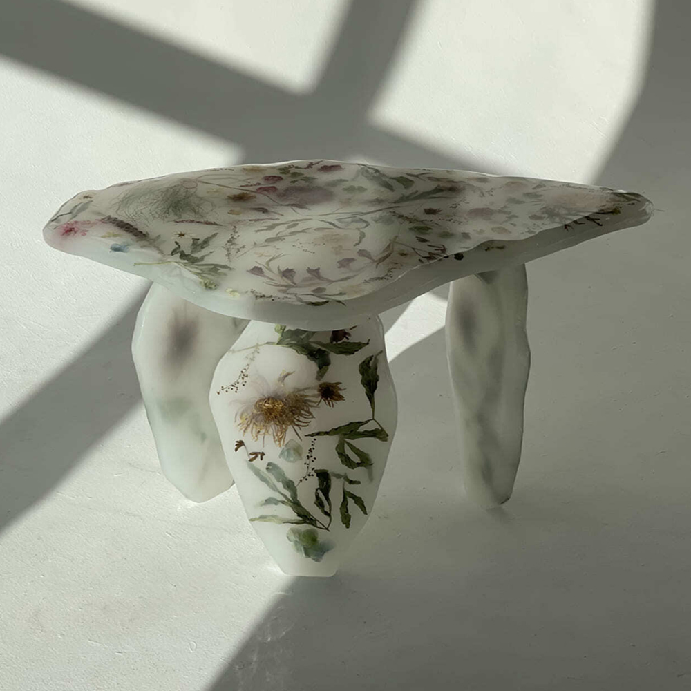 Журнальный стол из эпоксидной смолы с цветами White Flowers Epoxy Resin Coffee Table