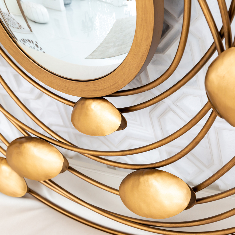 Зеркало в круглой раме украшенной раковинами с жемчугом Pearl in the Gleam