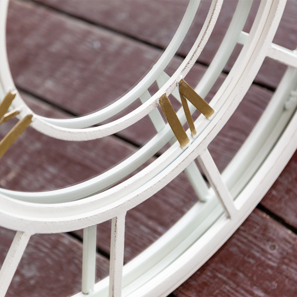 Зеркало настенное в белой металлической раме в виде часов Mirror Tower Clock