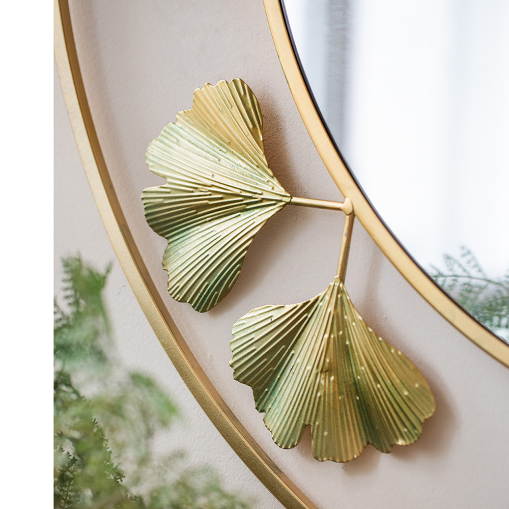 Зеркало настенное в металлическом обрамлении Mirror Golden Portal