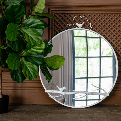 Зеркало настенное в раме белого цвета с декором птица на ветке Mirror Portal