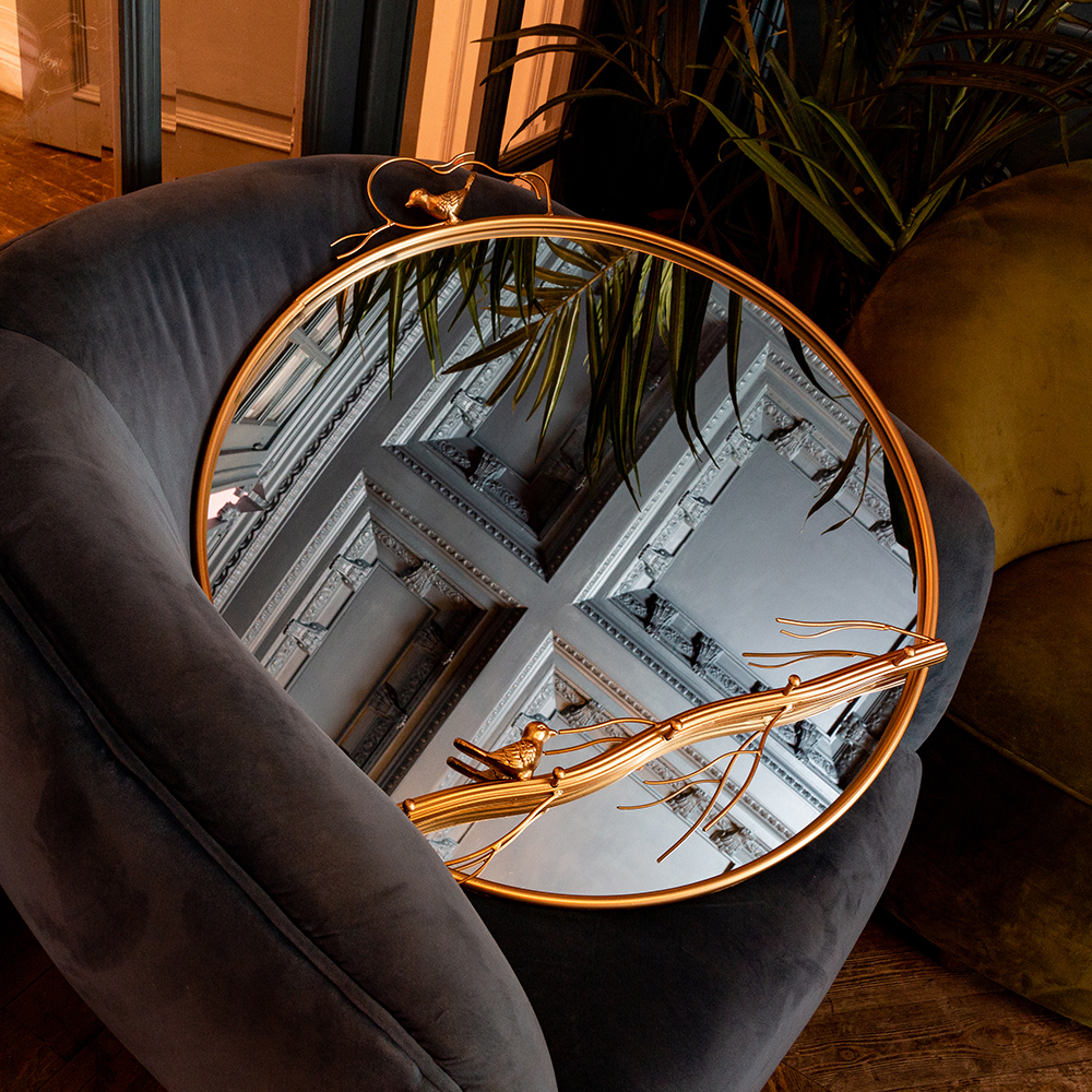 Зеркало настенное в раме золотого цвета с декором птица на ветке Mirror Portal