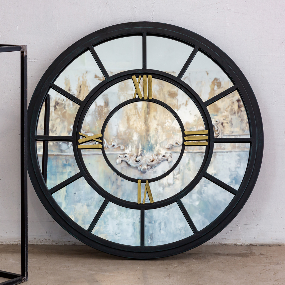 Зеркало настенное в чёрной металлической раме в виде часов Mirror Tower Clock