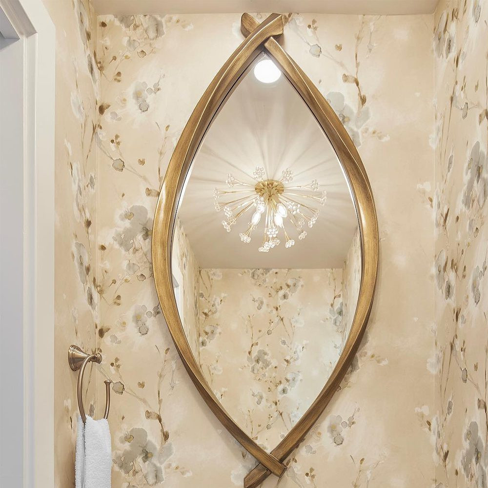 Зеркало овальное в деревянной золотистой раме Oval Gold Lines