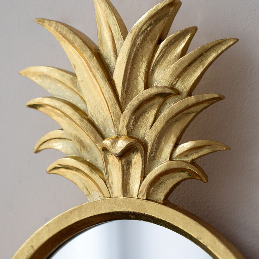 Зеркало овальной формы с золотистой рамкой и декоративной верхушкой в виде ананаса Pineapple Shine