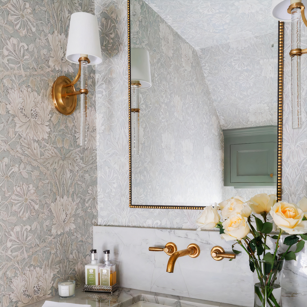 Зеркало прямоугольное в фактурной золотой раме Reflective Fabric