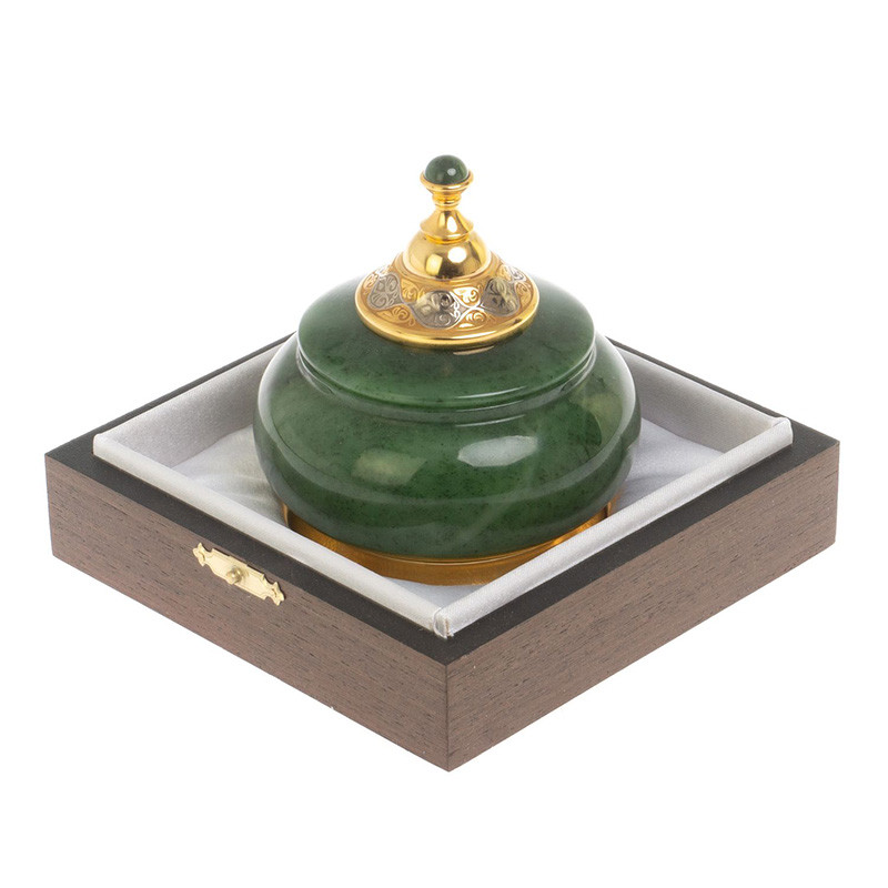 Икорница с крышкой с гравировкой из натурального камня Нефрит Decorative Cavair Dishes