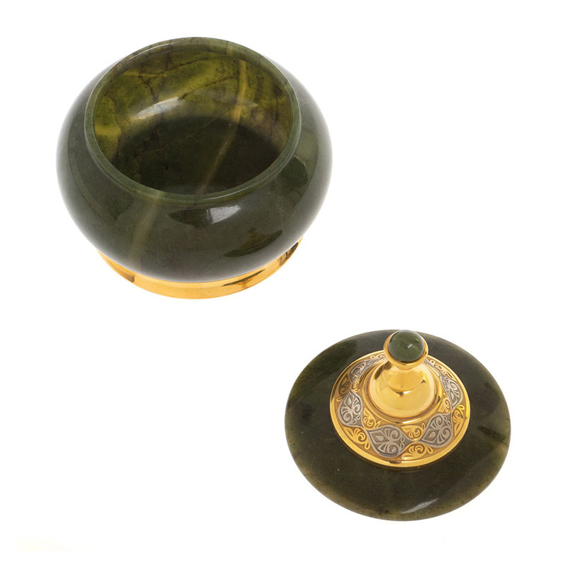 Икорница с крышкой с гравировкой из натурального камня Нефрит Decorative Cavair Dishes