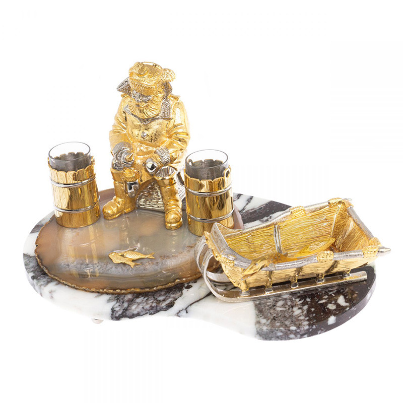 Икорница со стопками с декором "Рыбак с санями" с гравировкой на подставке из натуральных камней Агат Мрамор Decorative Cavair Dishes