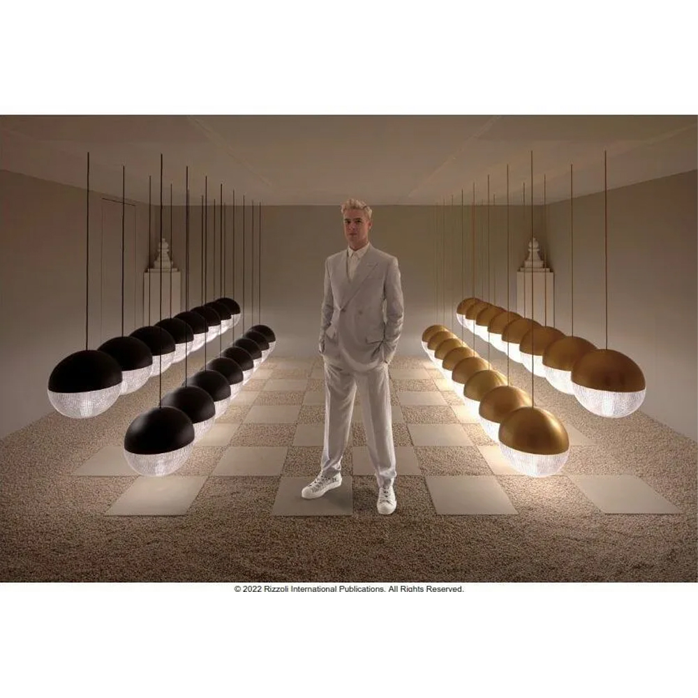 Иллюстрированная монография дизайнера Ли Брума Fashioning Design: Lee Broom