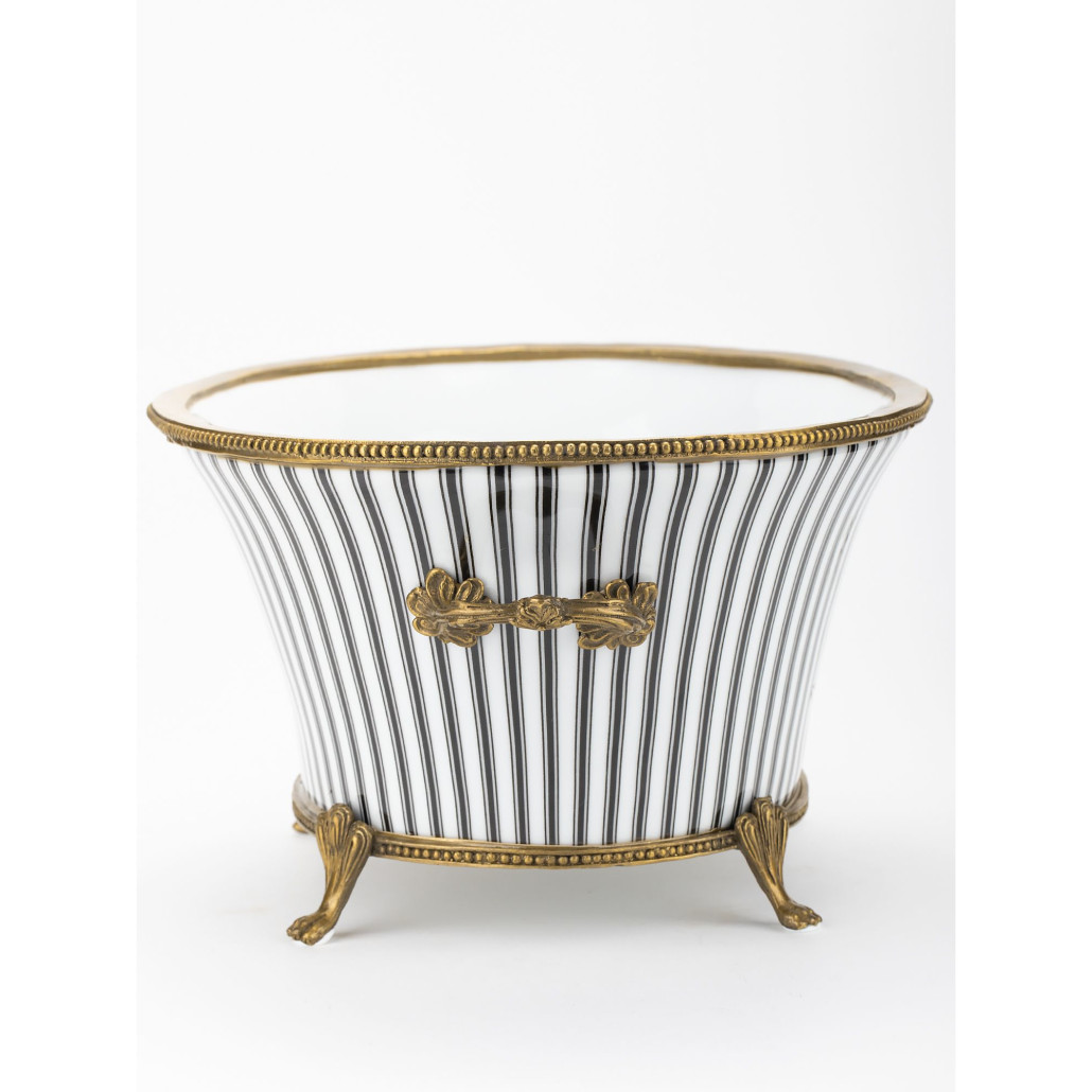 Кашпо Black white stripe