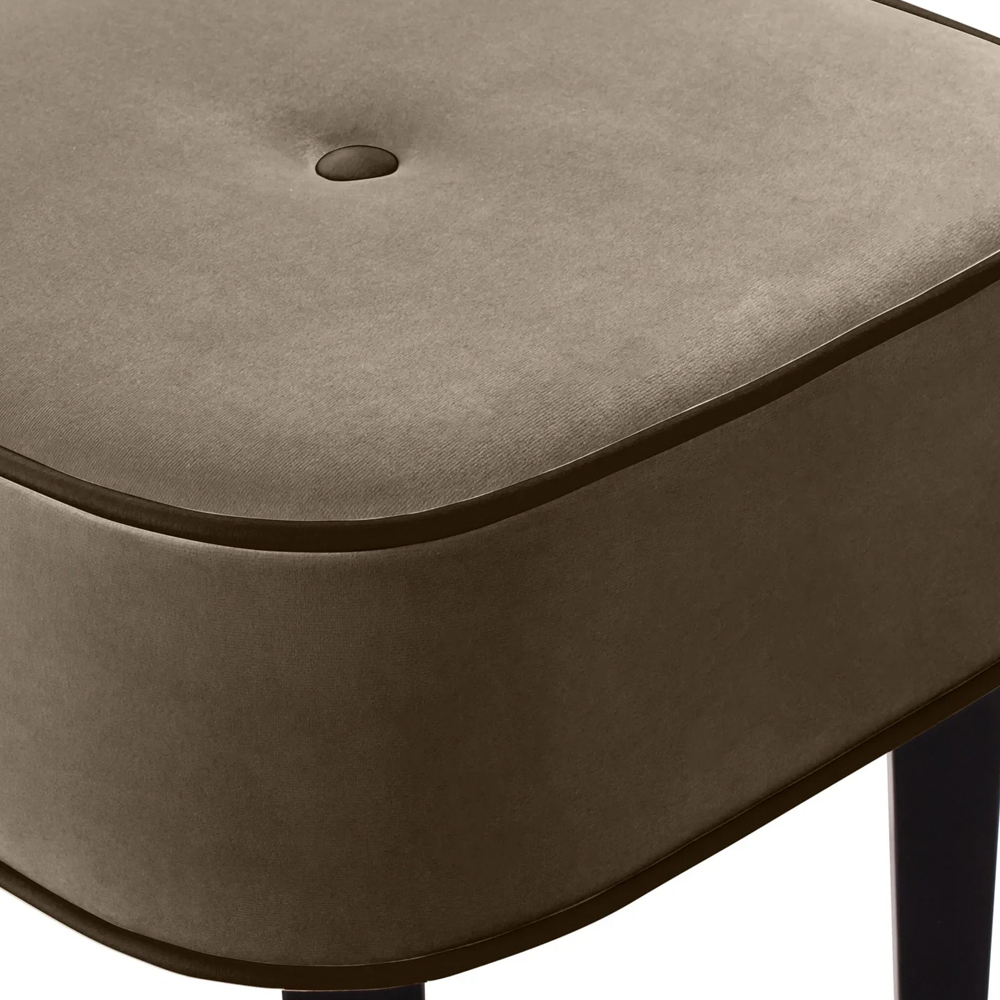 Квадратный мягкий пуф на черных ножках Winton Pouf Square