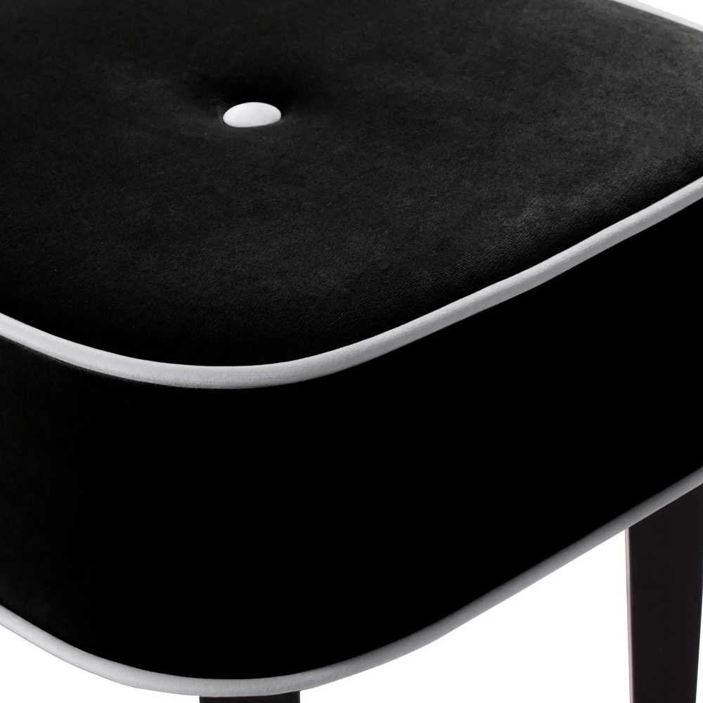 Квадратный мягкий пуф на черных ножках Winton Pouf Square