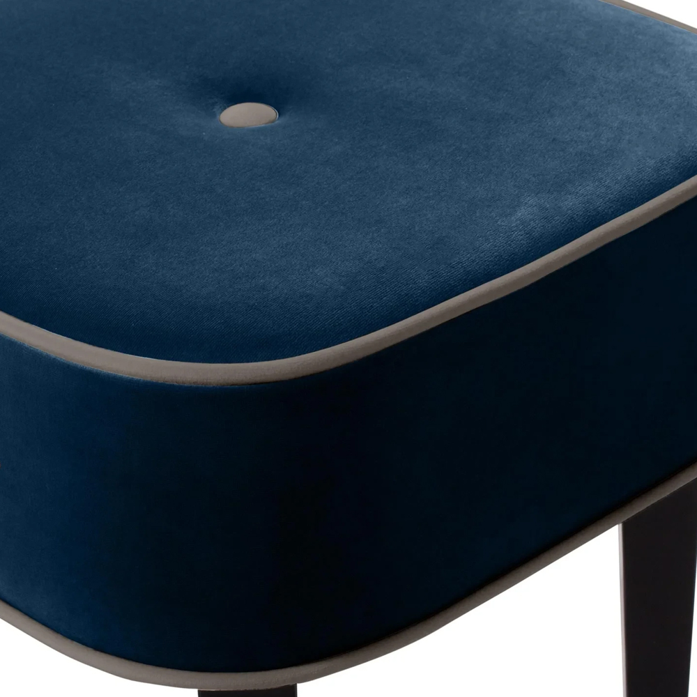 Квадратный мягкий пуф на черных ножках Winton Pouf Square