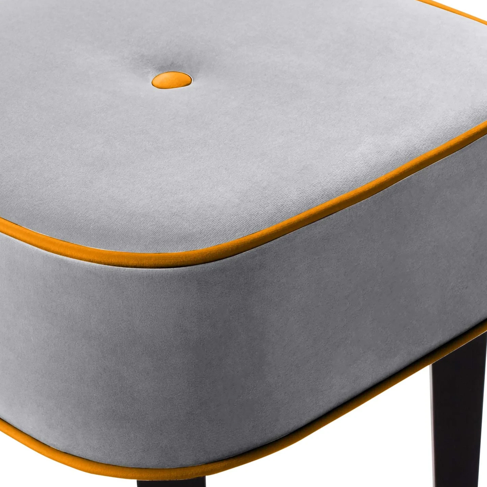 Квадратный мягкий пуф на черных ножках Winton Pouf Square