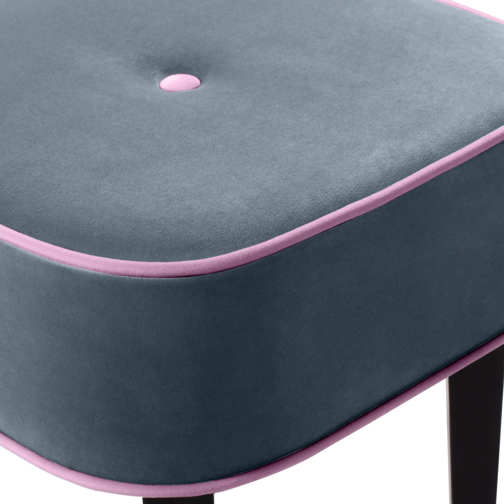 Квадратный мягкий пуф на черных ножках Winton Pouf Square