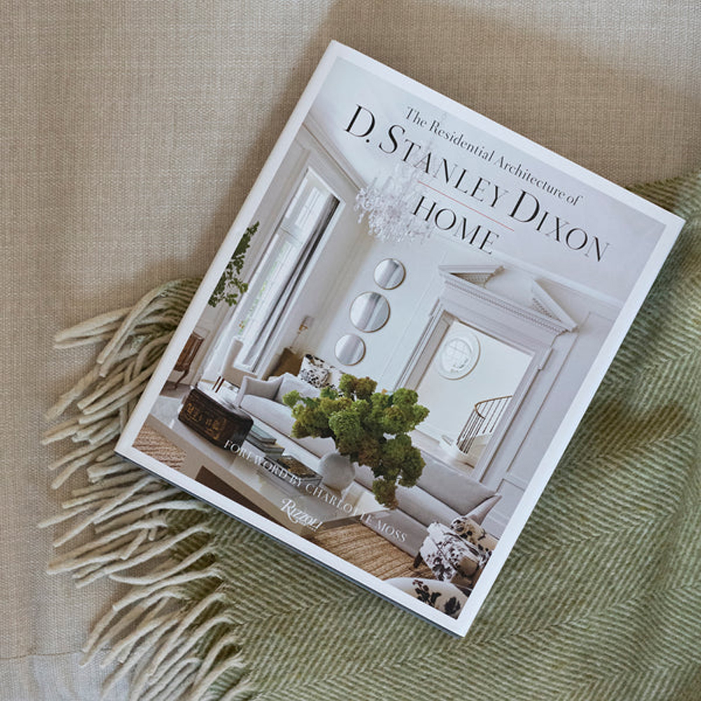 Книга "HOME The Residential Architecture of D. Stanley Dixon"