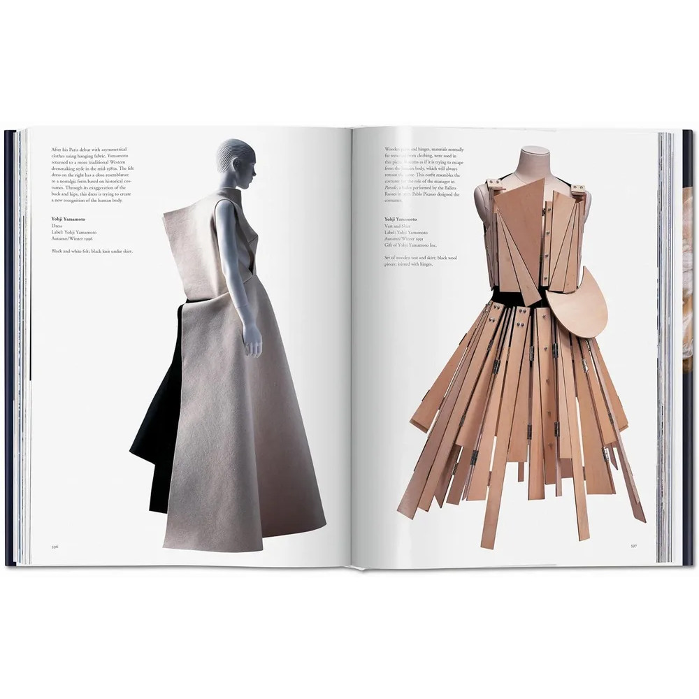 Книга 18th-Century Fashion in Detail. Товар уцененный North Susan