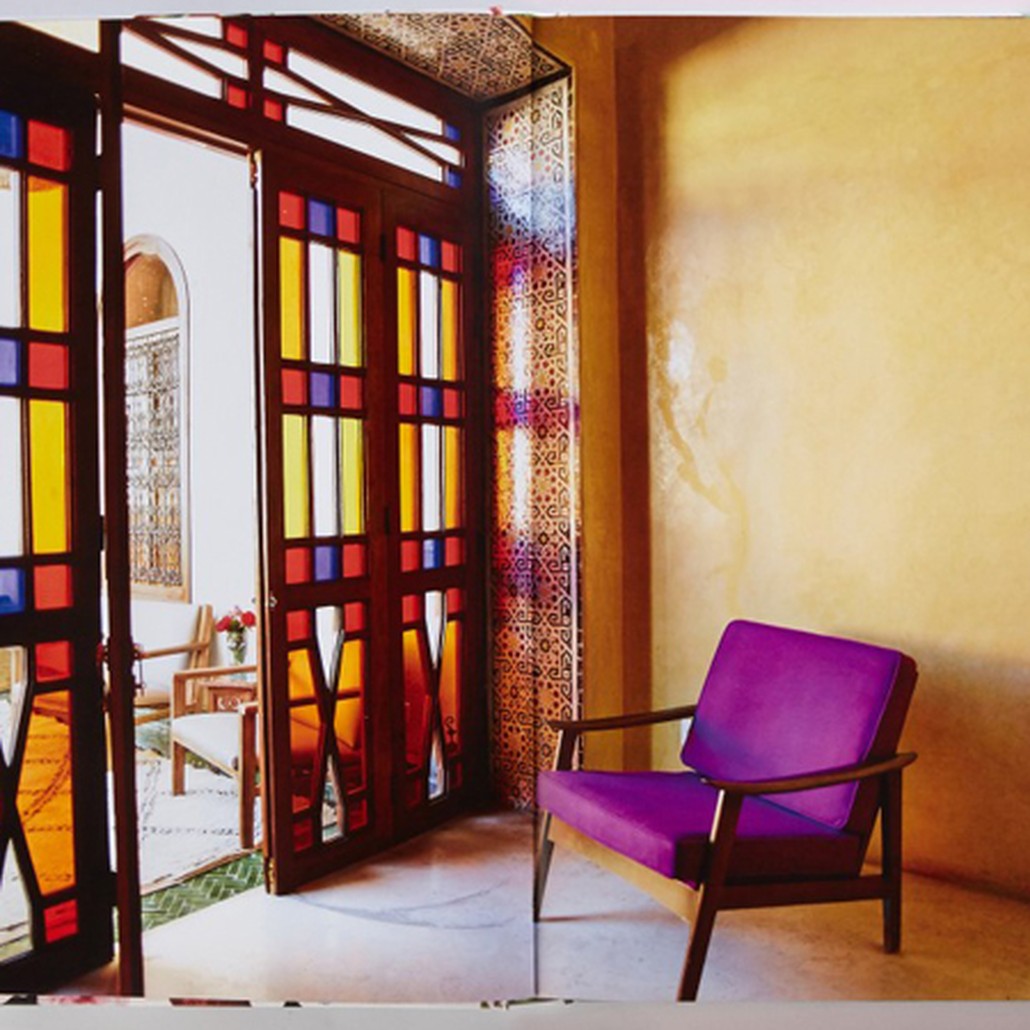 Книга BEIGE IS NOT A COLOR: THE FULL-SPECTRUM WORLD OF CARLOS MOTA