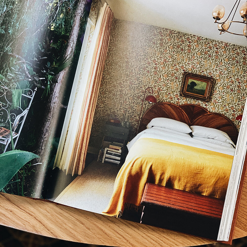 Книга Golden Light: The Interior Design of Nickey Kehoe