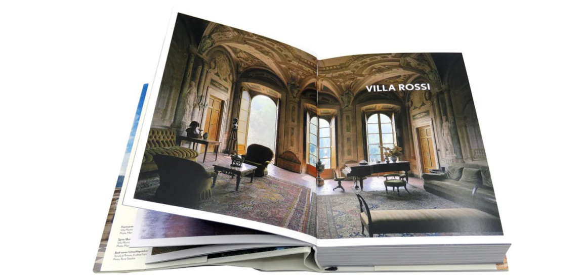 Книга Living in Tuscany