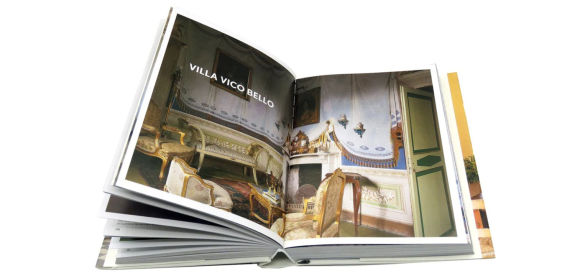 Книга Living in Tuscany