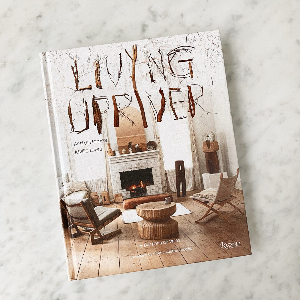 Книга Living Upriver: Artful Homes, Idyllic Lives