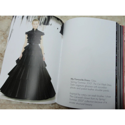 Книга My Favourite Dress