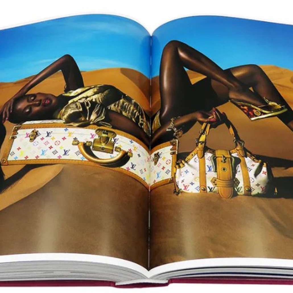 Книга Naomi. Updated Edition by Baker Josh