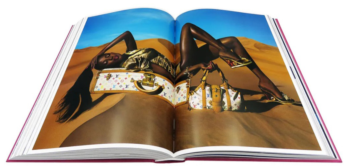 Книга Naomi. Updated Edition by Baker Josh
