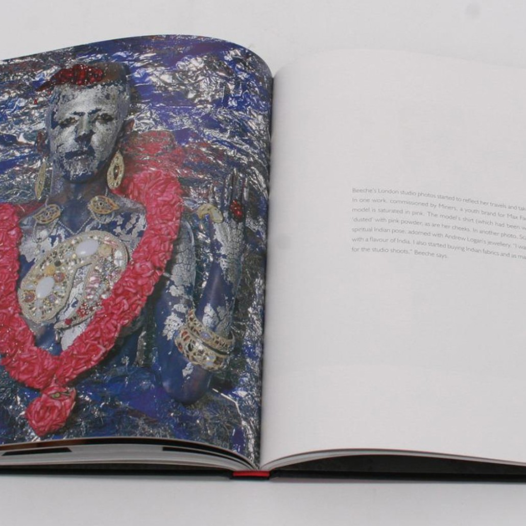 Книга Robyn Beeche Hb