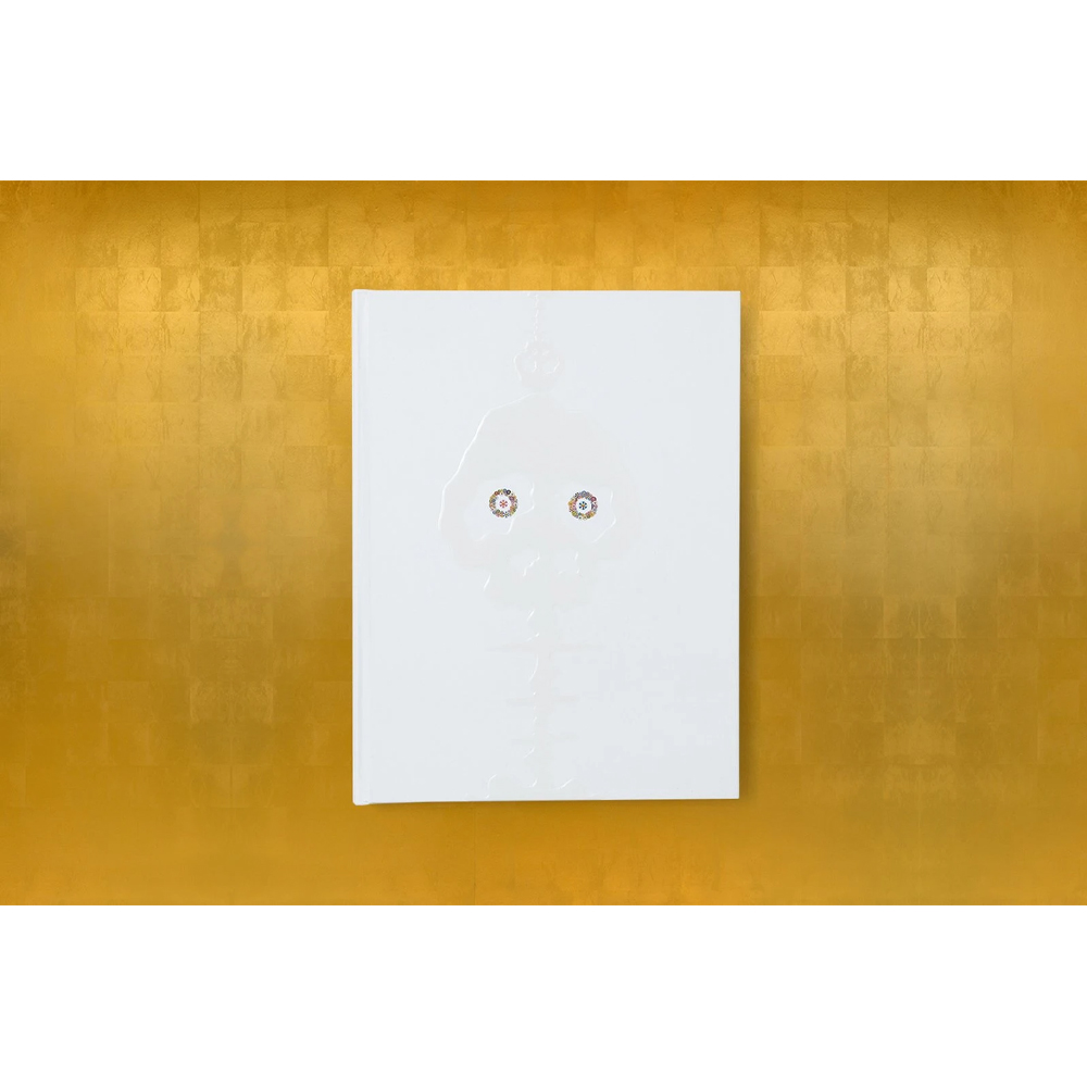 Книга Такаси Мураками «Будет ласковый дождь» каталог выставки в музее современного искусства «Гараж»