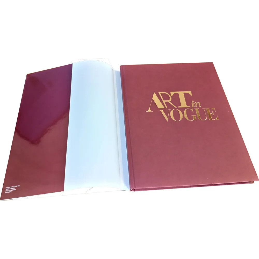 Коллекционная книга Art in Vogue