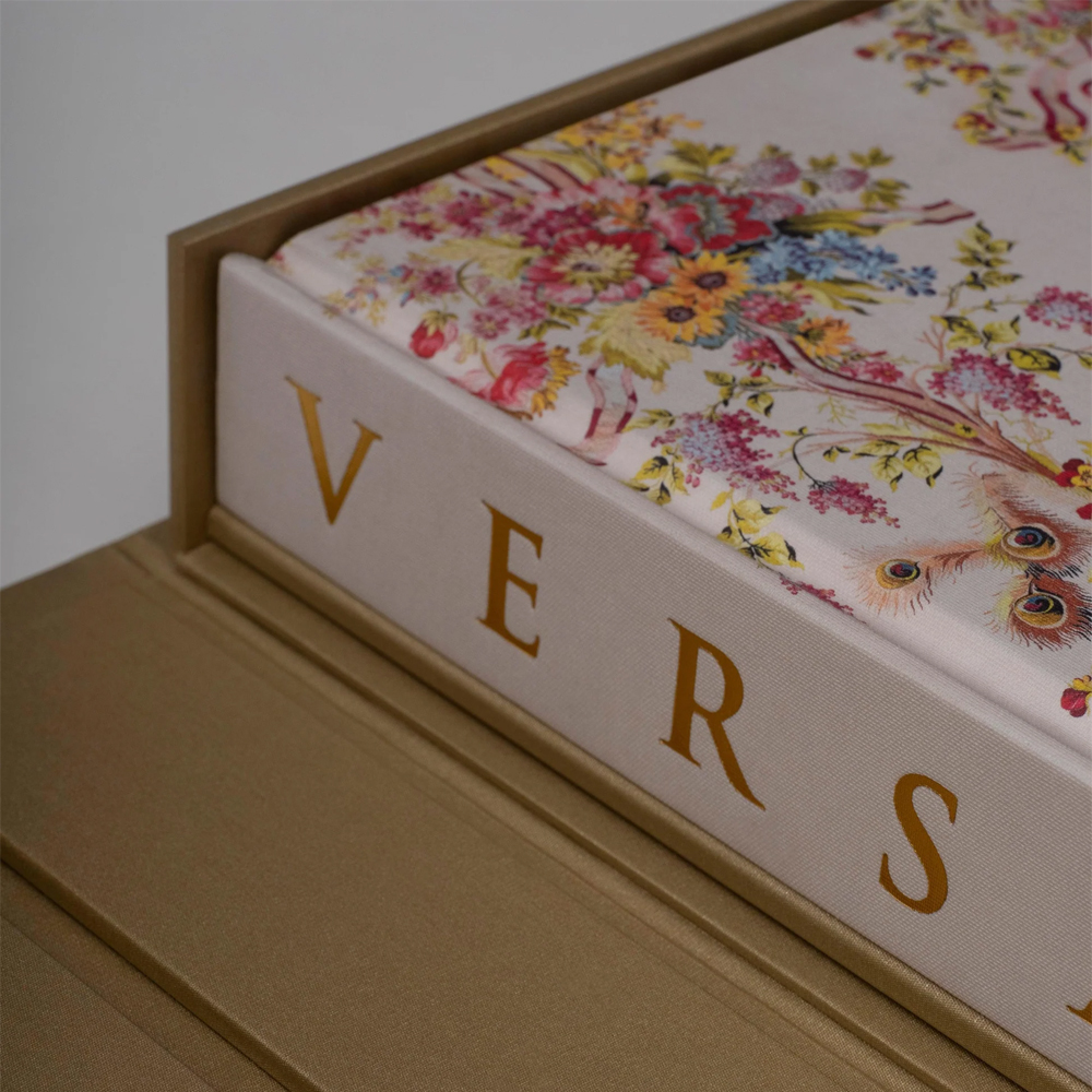 Коллекционная редкая книга Версаль. От Людовика XIV до Джеффа Кунса. Versailles From Louis XIV to Jeff Koons