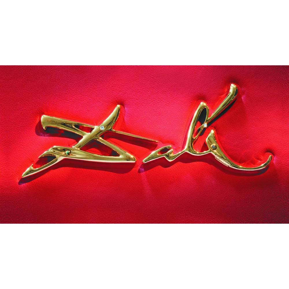 Коллекционное издание древней Библии с иллюстрациями Сальвадора Дали