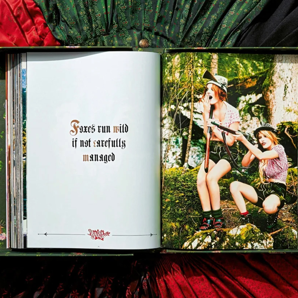 Коллекционный лимитированный Фотоальбом Ellen von Unwerth. Heimat XXL