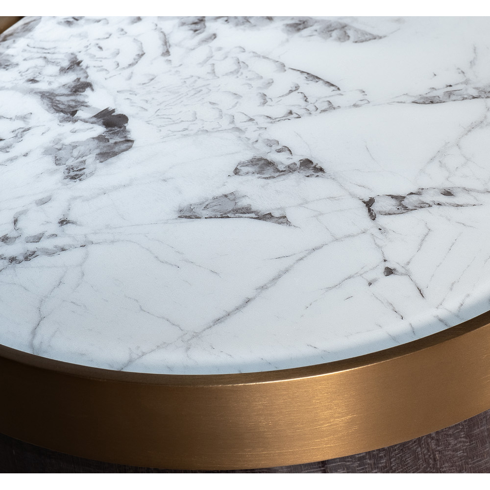 Комод  округлой формы с дверцами Chest of Precious Breed