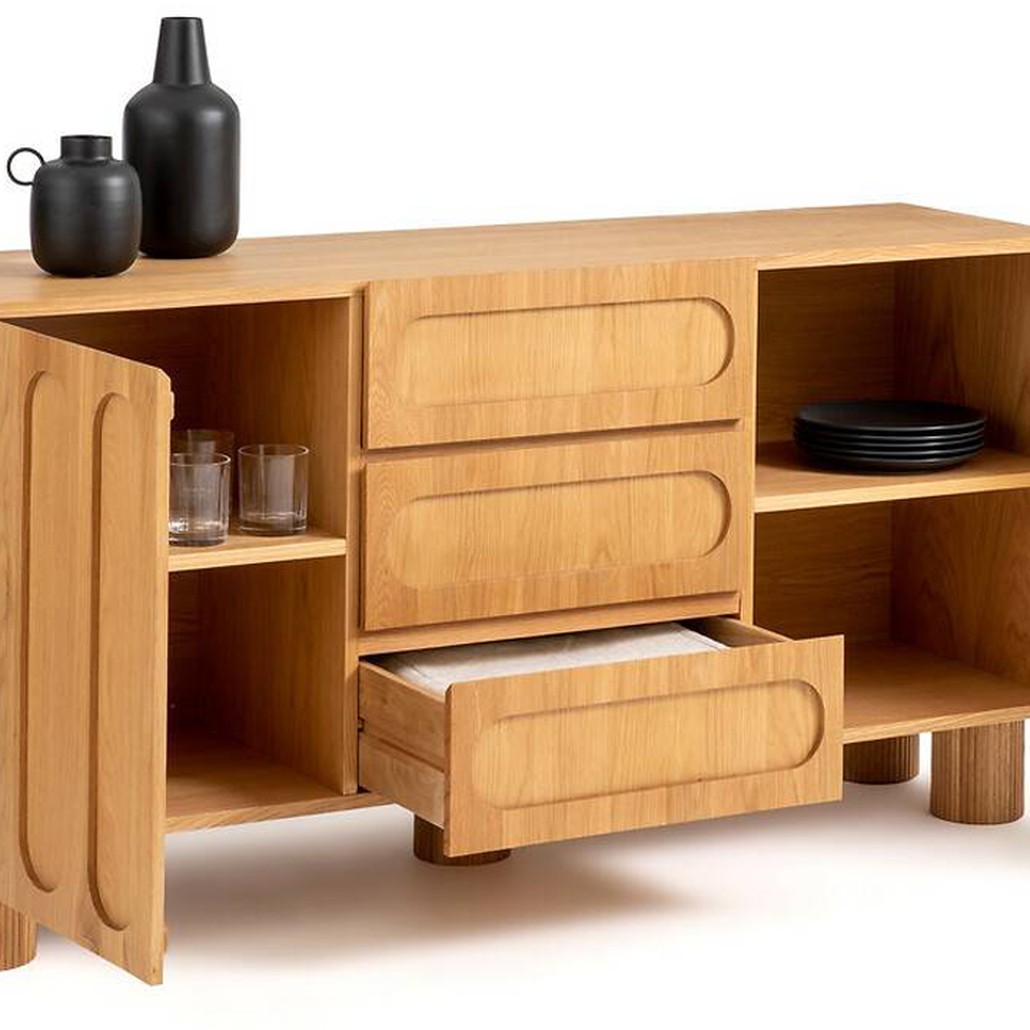 Комод Jakob Oak Chest of Drawers из массива дуба с 3-мя ящиками и 2-мя дверцами