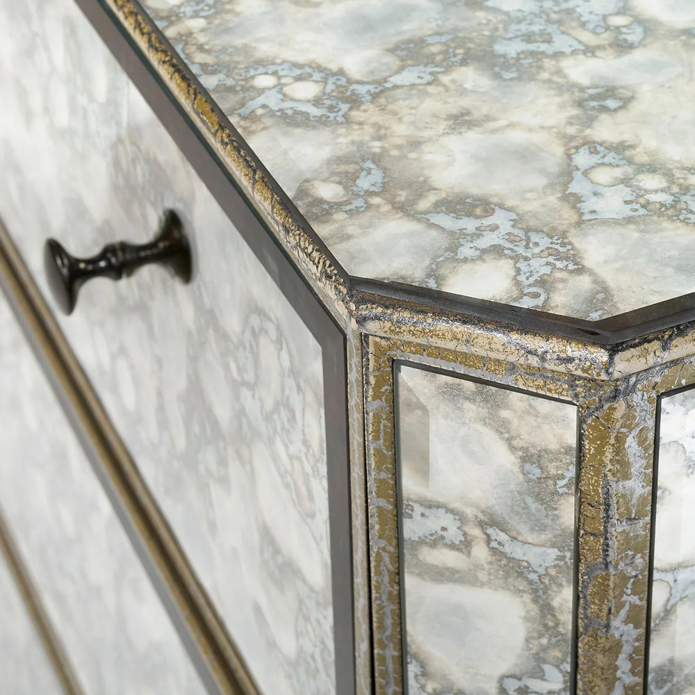 Комод зеркальный Glorious Chest of Drawers