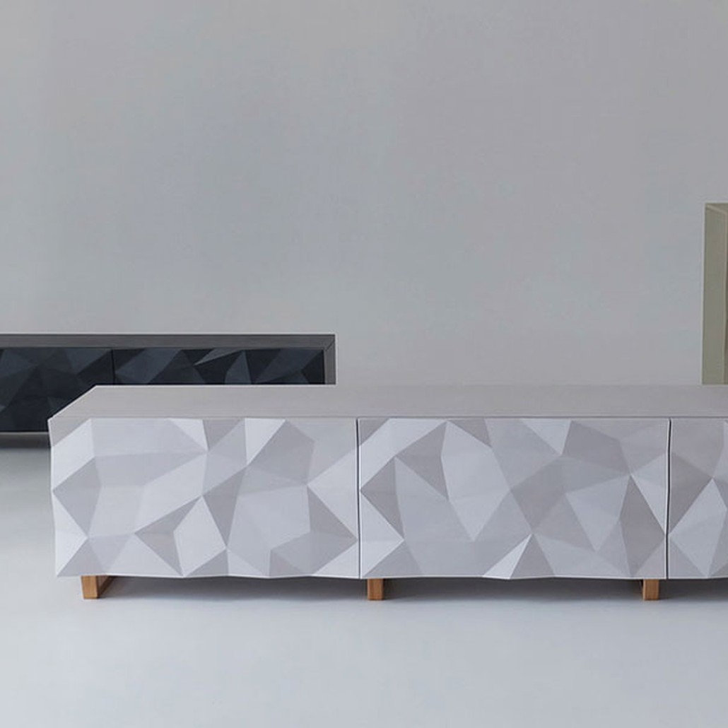 Комод с большими угловыми фигурами с одной секцией, 2 полки Geometric Greece